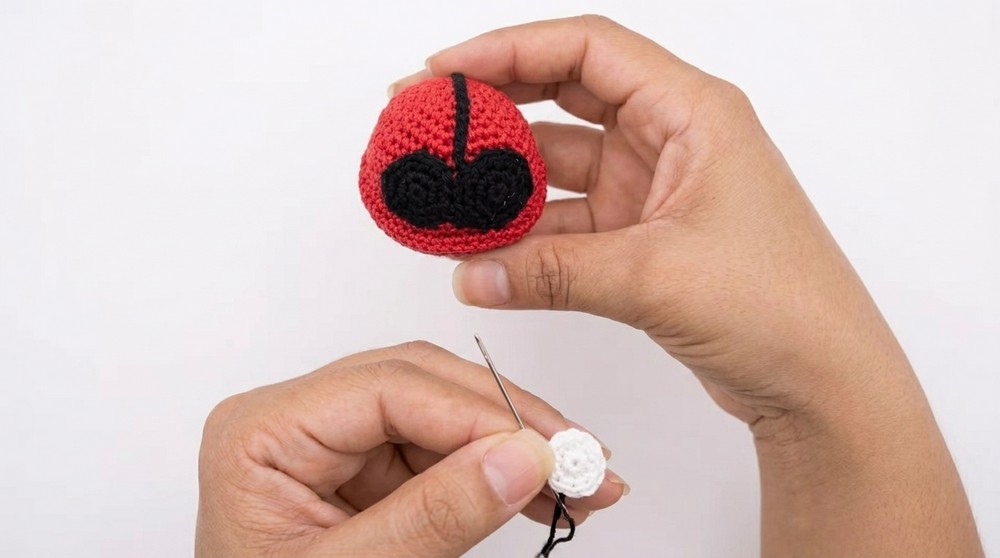Crochet Ladybug Pattern 3