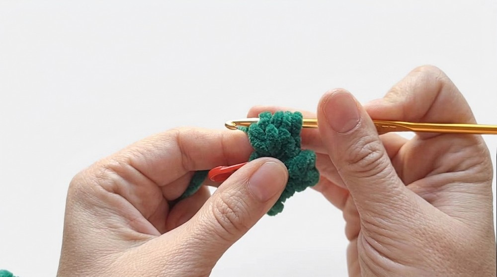Crochet Christmas Tree Pattern 1