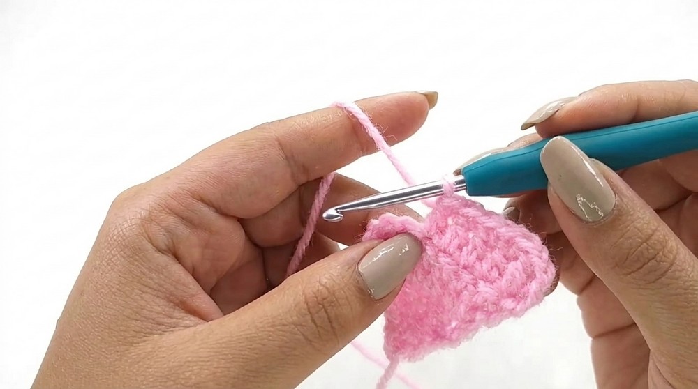 Crochet Pig Cup Cozy Pattern 2