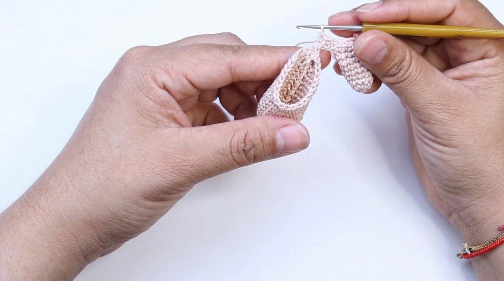 Crochet Mummy Amigurumi Pattern 1