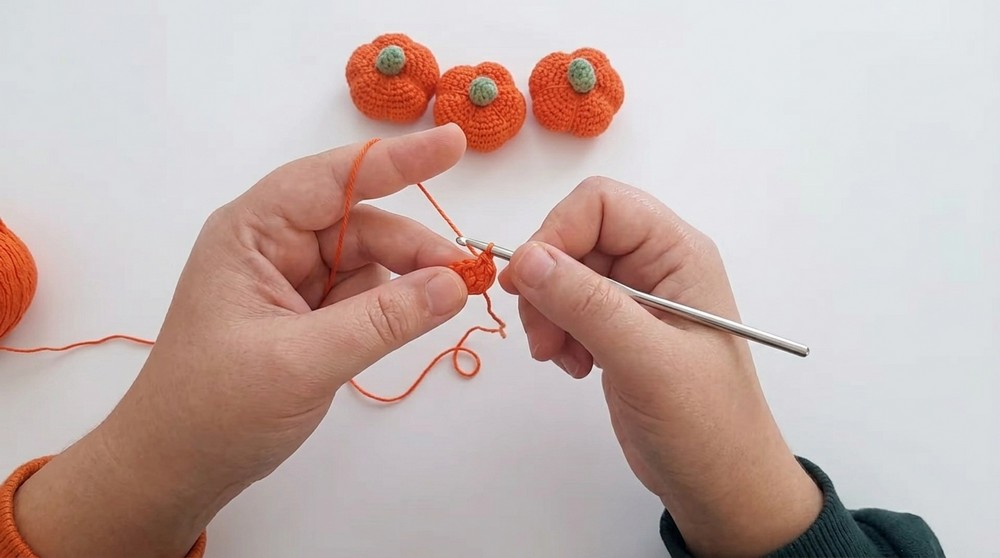 Crochet Pumpkin Pattern 1