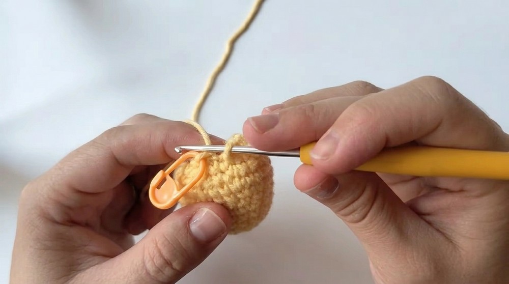 Crochet Chick Amigurumi Pattern 2