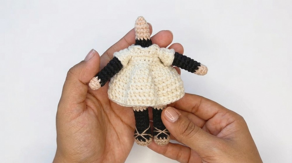 Crochet Hachi And Nana Pattern 3