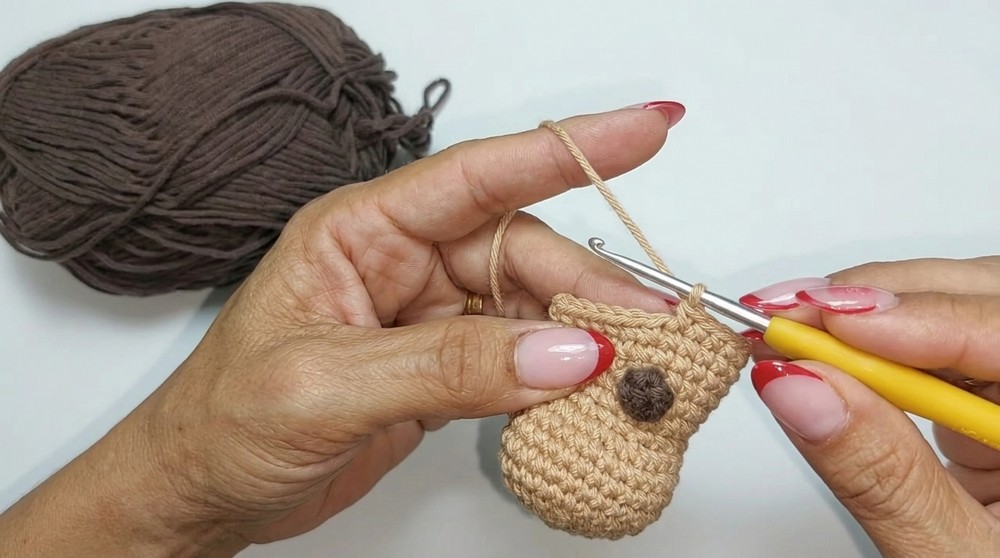 Crochet Capybara Keychain Pattern 3