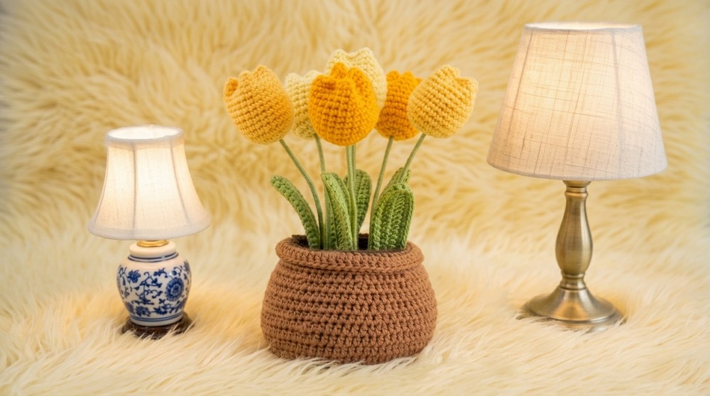 Crochet Tulip Pot Pattern 4